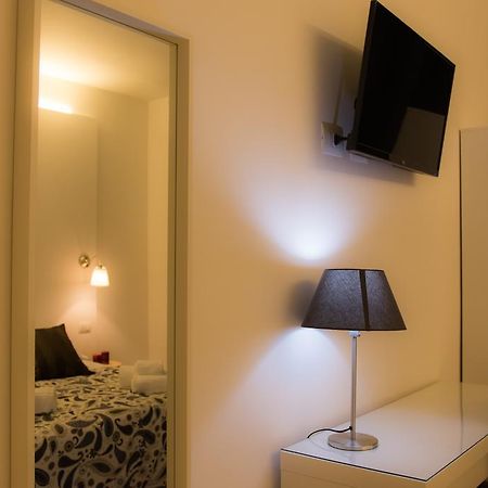 De Guestibus Otel Roma Dış mekan fotoğraf