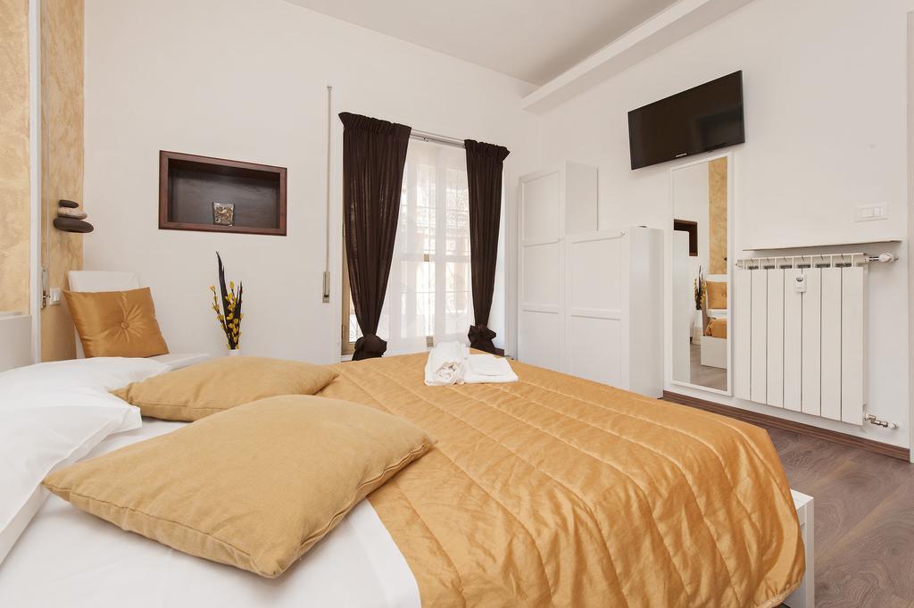 De Guestibus Otel Roma Dış mekan fotoğraf