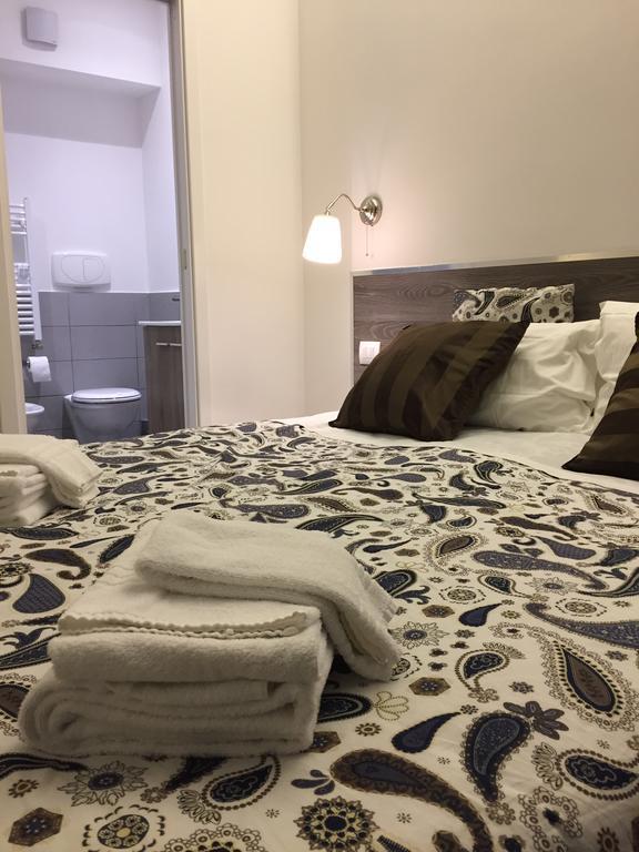 De Guestibus Otel Roma Dış mekan fotoğraf