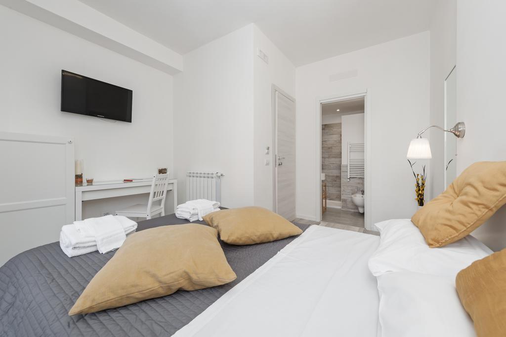 De Guestibus Otel Roma Dış mekan fotoğraf