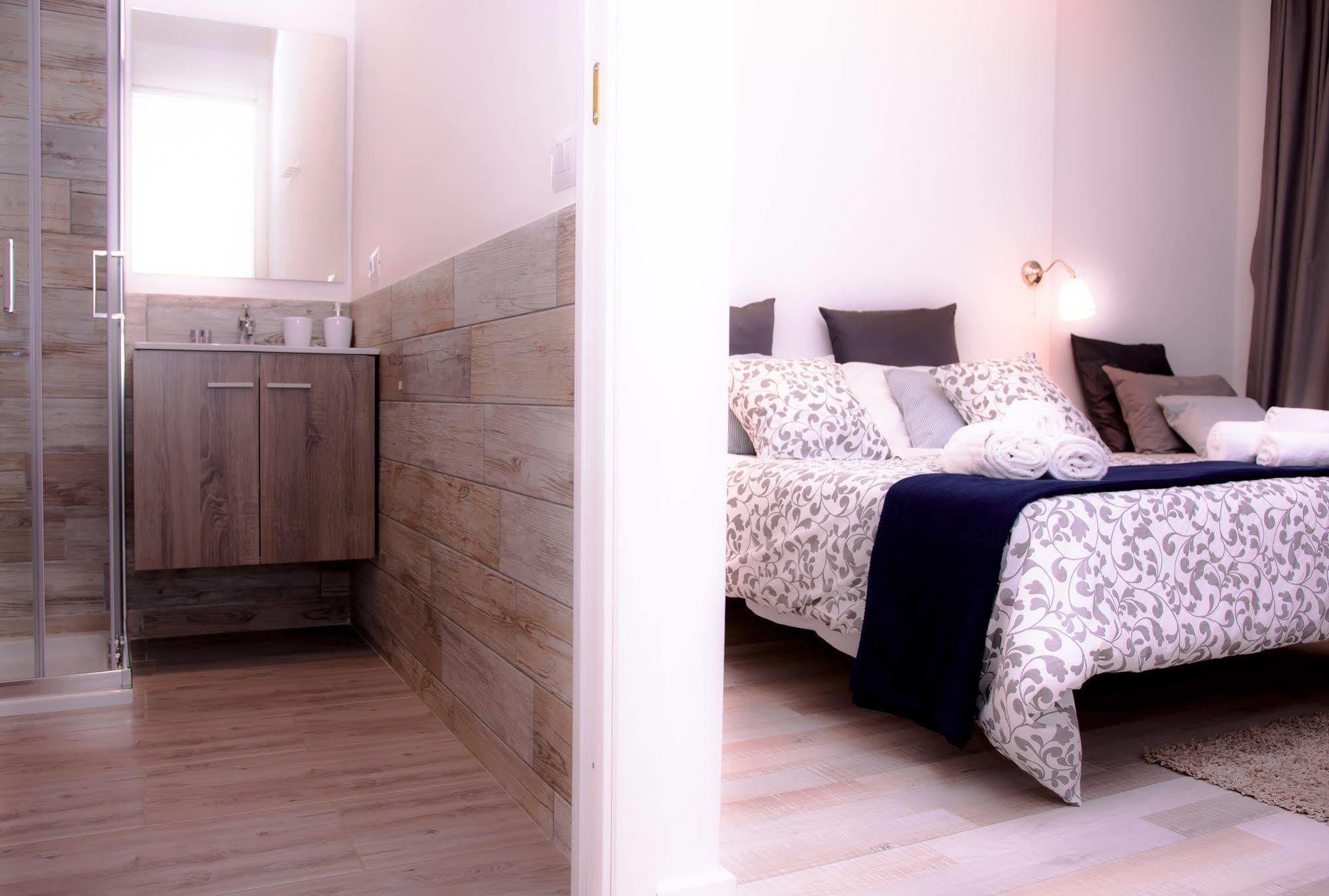 De Guestibus Otel Roma Dış mekan fotoğraf