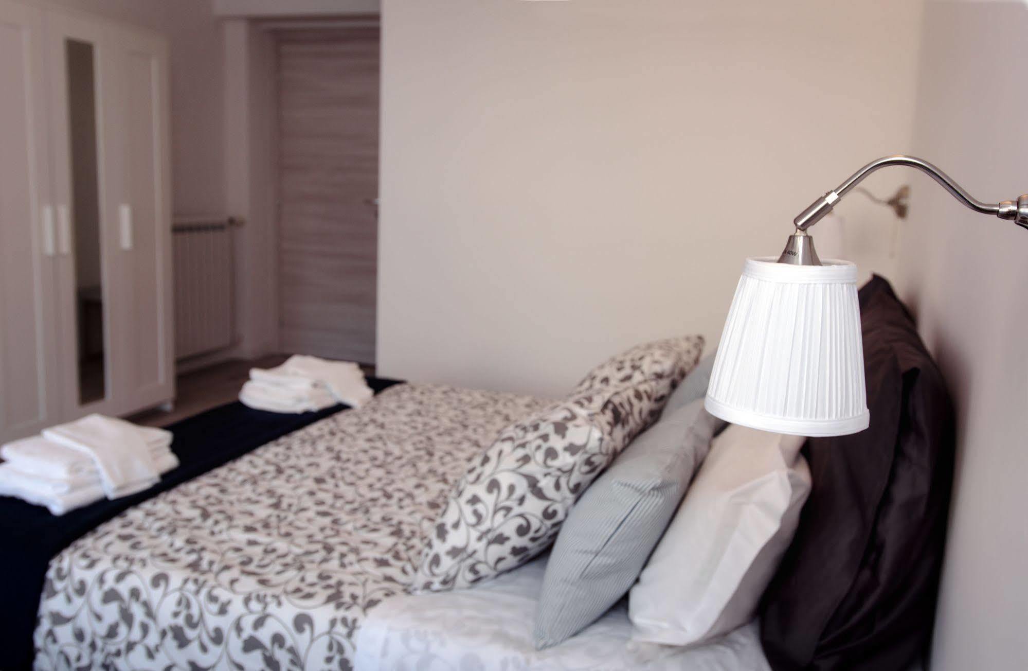 De Guestibus Otel Roma Dış mekan fotoğraf